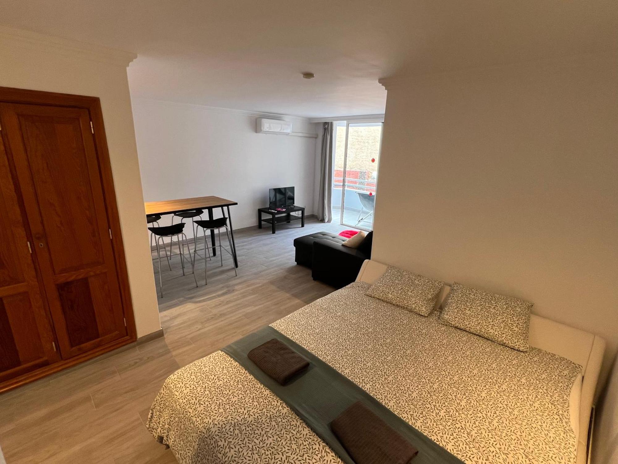 Air Conditioning, Private Parking And Fully Equipped Kitchen In Hotel Room In Golf Del Sur, Tenerife San Miguel de Abona Extérieur photo