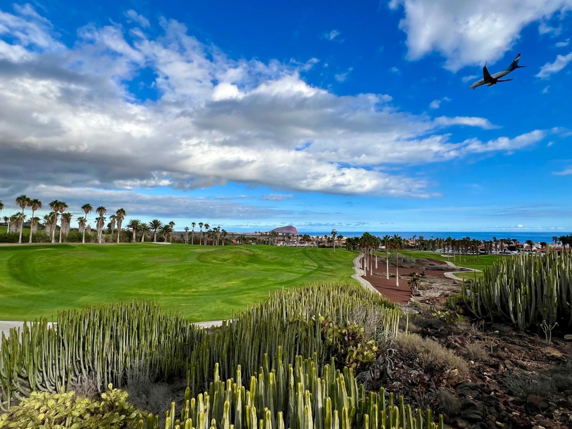 Air Conditioning, Private Parking And Fully Equipped Kitchen In Hotel Room In Golf Del Sur, Tenerife San Miguel de Abona Extérieur photo